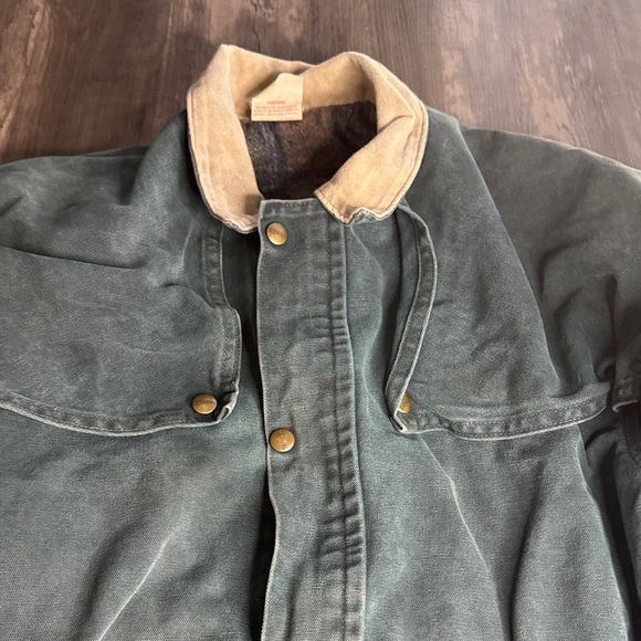 Vintage Carhartt Men's CB5043 Green Duck Duster Blanket Lined & Tan Accents - Picture 6 of 9
